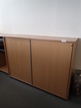 HALI Aktenschrank mit Schiebetür 160 x 43 x 116 cm, 3 Ordner hoch HALI Aktenschrank mit Schiebetür 160 x 43 x 116 cm, 3 Ordner hoch