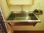 Edelstahl-Waschbecken mit Armatur ca. 75 x 50 x 33 cm Edelstahl-Waschbecken mit Armatur ca. 75 x 50 x 33 cm