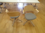 7 Stück Besucherstühle , drehbar Holz / Stoff 7 Stück Besucherstühle , drehbar Holz / Stoff