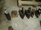 5 Deko-Bügeleisen + 1 Mühle 5 Deko-Bügeleisen + 1 Mühle
