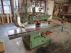 Panhans Tischfräse Typ 259, mit schwenkbarer Spindel, BJ 1992, Maße: L 2300 x T 900 mm x H 1700 mm Panhans Tischfräse Typ 259, mit schwenkbarer Spindel, BJ 1992, Maße: L 2300 x T 900 mm x H 1700 mm