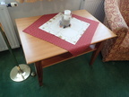 3 Stk. Tische ca. 90 x 60 x 60 cm 3 Stk. Tische ca. 90 x 60 x 60 cm
