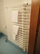 2 Stk. Badezimmer-Warmwasser-Sprossenheizkörper, H 140 x B 60 x T 11 cm 2 Stk. Badezimmer-Warmwasser-Sprossenheizkörper, H 140 x B 60 x T 11 cm