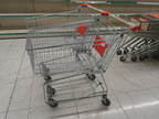 ca. 2 Stk. Wanzl Einkaufswagen mit Pendel und Kistenablage max. 130 kg, 130 L ca. 2 Stk. Wanzl Einkaufswagen mit Pendel und Kistenablage max. 130 kg, 130 L