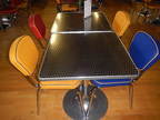 ca. 4 Stk. Tische ca. 70 x 70 cm ca. 4 Stk. Tische ca. 70 x 70 cm