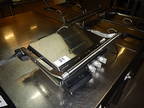 Gastroback Edelstahl-Toaster mit Grillplatte Gastroback Edelstahl-Toaster mit Grillplatte