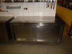 Zanussi Edelstahl-Arbeitstisch mit Doppeltür (ohne Inhalt) ca. B 160 x T 70 x H 90 cm Zanussi Edelstahl-Arbeitstisch mit Doppeltür (ohne Inhalt) ca. B 160 x T 70 x H 90 cm