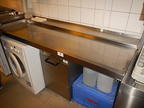 Zulauftisch zu Pos. 3 ca. L 180 x T 73 x H 94 cm Zulauftisch zu Pos. 3 ca. L 180 x T 73 x H 94 cm