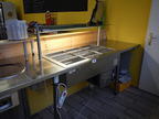 SB-Buffet Station Fab. Cuitec, Typ Ideal EBS 3/1-E, 210 W, Kälteleistung ca. 240 W mit Kühlmaschine und Anbautisch, mit 2 integrierten Tellerwärmern ca. L 630 x T 78 x H 88 cm SB-Buffet Station Fab. Cuitec, Typ Ideal EBS 3/1-E, 210 W, Kälteleistung ca. 240 W mit Kühlmaschine und Anbautisch, mit 2 integrierten Tellerwärmern ca. L 630 x T 78 x H 88 cm