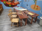 Partyraumeinrichtung Motiv Piratenschiff inkl. 3 Tische 2 x 60 x 110 cm + 11 Sessel Partyraumeinrichtung Motiv Piratenschiff inkl. 3 Tische 2 x 60 x 110 cm + 11 Sessel