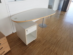 Schreibtischarbeitsplatz ca. 180x80 ( 60 ) cm mit Container Schreibtischarbeitsplatz ca. 180x80 ( 60 ) cm mit Container