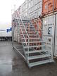 Mobile verzinkter Treppenaufgang mit Handlauf für Containeranlage ( Stapelung ) Mobile verzinkter Treppenaufgang mit Handlauf für Containeranlage ( Stapelung )