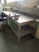 Lista Werkbank 250 x 80 x 90 cm mit Schraubstock und 3ladigem Auszugsschrank Lista Werkbank 250 x 80 x 90 cm mit Schraubstock und 3ladigem Auszugsschrank