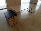 Büroschreibtisch ca. 180 x 80 cm Büroschreibtisch ca. 180 x 80 cm