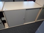 Aktenschrank, 2 Ordnerhöhen, ca. 115 x 60 x 78 cm Aktenschrank, 2 Ordnerhöhen, ca. 115 x 60 x 78 cm