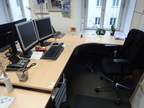 Schreibtisch-Winkelkombination ca. L 200 x B 80 - 120 cm + Anbauteil 60 x 60 cm Schreibtisch-Winkelkombination ca. L 200 x B 80 - 120 cm + Anbauteil 60 x 60 cm