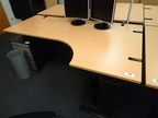 Schreibtisch-Winkelkombination ca. L 200 x B 80 - 120 cm Schreibtisch-Winkelkombination ca. L 200 x B 80 - 120 cm