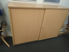 BENE Aktenschrank ca. L 160 x T 44 x H 115 cm, 3 Ordnerhöhen BENE Aktenschrank ca. L 160 x T 44 x H 115 cm, 3 Ordnerhöhen