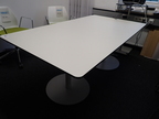 Besprechungstisch ca. L 180 x B 100 cm Besprechungstisch ca. L 180 x B 100 cm