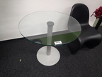 Glastisch DM 80 cm, H 70 cm Glastisch DM 80 cm, H 70 cm