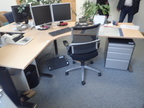 Schreibtisch-Winkelkombination ca. L 200 x B 80 - 120 cm + Anbauteil L 60 cm Schreibtisch-Winkelkombination ca. L 200 x B 80 - 120 cm + Anbauteil L 60 cm