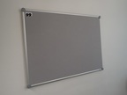 Pinnwand ca. L 120 x H 90 cm Pinnwand ca. L 120 x H 90 cm