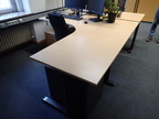 Schreibtisch-Winkelkombination ca. L 200 x B 80 - 120 cm Schreibtisch-Winkelkombination ca. L 200 x B 80 - 120 cm