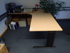 Schreibtisch-Winkelkombination ca. L 200 x B 80 - 120 cm + Anbauteil 80 x 60 cm Schreibtisch-Winkelkombination ca. L 200 x B 80 - 120 cm + Anbauteil 80 x 60 cm