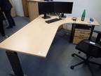Schreibtisch-Winkelkombination ca. L 200 x B 80 - 120 cm + Anbauteil 60 x 60 cm Schreibtisch-Winkelkombination ca. L 200 x B 80 - 120 cm + Anbauteil 60 x 60 cm