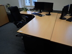 Schreibtisch-Winkelkombination ca. L 200 x B 80 - 120 cm + Anbauteil 80 x 60 cm Schreibtisch-Winkelkombination ca. L 200 x B 80 - 120 cm + Anbauteil 80 x 60 cm