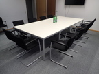 Techno Besprechungsgruppe bestehend aus 4 Seminartischen je 160 x 80 cm + 10 Besprechungsstühlen Techno Besprechungsgruppe bestehend aus 4 Seminartischen je 160 x 80 cm + 10 Besprechungsstühlen