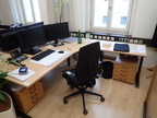 Schreibtisch-Winkelkombination ca. L 200 x B 80 - 120 cm + Anbauteil 80 x 60 cm Schreibtisch-Winkelkombination ca. L 200 x B 80 - 120 cm + Anbauteil 80 x 60 cm