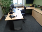 Schreibtisch-Winkelkombination ca. L 200 x B 80 - 120 cm + Anbauteil 60 x 130 cm Schreibtisch-Winkelkombination ca. L 200 x B 80 - 120 cm + Anbauteil 60 x 130 cm