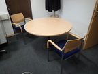 BENE Besprechungstischgruppe Tisch DM 120 cm + 2 Besprechungsstühle BENE Besprechungstischgruppe Tisch DM 120 cm + 2 Besprechungsstühle