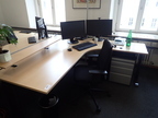 Schreibtisch-Winkelkombination ca. L 200 x B 80 - 120 cm + Anbauteil 60 x 60 cm Schreibtisch-Winkelkombination ca. L 200 x B 80 - 120 cm + Anbauteil 60 x 60 cm