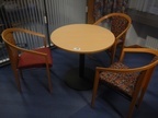 Besprechungstisch DM 80 cm + 3 Stk. Besprechungsstühle Besprechungstisch DM 80 cm + 3 Stk. Besprechungsstühle