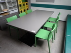 Sozialraumtisch ca. L 200 x B 100 cm + 6 PVC-Stühle Sozialraumtisch ca. L 200 x B 100 cm + 6 PVC-Stühle