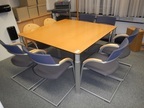 Besprechungstischgruppe mit Tisch ca. 140 x 140 cm + 8 Besprechungsstühle Besprechungstischgruppe mit Tisch ca. 140 x 140 cm + 8 Besprechungsstühle