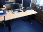 Schreibtisch ca. 120 x 60 cm Schreibtisch ca. 120 x 60 cm