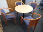 Besprechungstischgruppe DM 80 cm + 4 Besprechungsstühle Besprechungstischgruppe DM 80 cm + 4 Besprechungsstühle