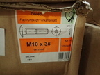Torbandschrauben M8 X 25, Flach-Rundkopf-Vierkantansatz a 1200 Stk. Torbandschrauben M8 X 25, Flach-Rundkopf-Vierkantansatz a 1200 Stk.