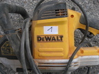 De Walt DWE 397 Elektro Fuchsschwanz, Sägeblatt verbraucht De Walt DWE 397 Elektro Fuchsschwanz, Sägeblatt verbraucht