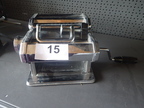 Nudelmaschine Nudelmaschine