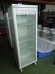 Liebherr Getränkekühlschrank mit 4 Stk. Transportrollen Modell FK3642, ca. 348 L, versperrbar, ohne Schlüssel ca. 60 x 61 x 175 cm, mit Glastüre Liebherr Getränkekühlschrank mit 4 Stk. Transportrollen Modell FK3642, ca. 348 L, versperrbar, ohne Schlüssel ca. 60 x 61 x 175 cm, mit Glastüre