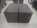 2 Stk. BENE Rollcontainer ca. B 43 x 80 x 54 cm mit 4 Laden 2 Stk. BENE Rollcontainer ca. B 43 x 80 x 54 cm mit 4 Laden