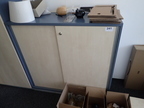Blaha Aktenschrank blau-Ahorn, ca. B 120 x T 42 x H 120 cm, 3 Ordnerhöhen Blaha Aktenschrank blau-Ahorn, ca. B 120 x T 42 x H 120 cm, 3 Ordnerhöhen