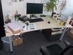 Blaha Schreibtisch geschwungen ca. L 180 x 80 - 90 cm in Ahorn Blaha Schreibtisch geschwungen ca. L 180 x 80 - 90 cm in Ahorn