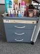 Blaha Rollcontainer blau-Ahorn ca. B 44 x T 80 x H 53 cm Blaha Rollcontainer blau-Ahorn ca. B 44 x T 80 x H 53 cm