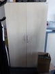 Aktenschrank mit Doppeltüre ca. 100 x 44 x 186 cm, 5 Ordnerhöhen Aktenschrank mit Doppeltüre ca. 100 x 44 x 186 cm, 5 Ordnerhöhen