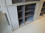 Werkstätten-Archivschrank Fab. K & N, mit Schiebetüren ca. L 160 x T 43 x H 110 cm, 3 Ordnerhöhen Werkstätten-Archivschrank Fab. K & N, mit Schiebetüren ca. L 160 x T 43 x H 110 cm, 3 Ordnerhöhen